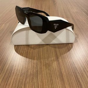 Prada black sunglasses 2021 style